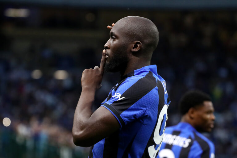 Lukaku Shifts Course: AS Roma Loan Move Emerges as Juventus Option Fades