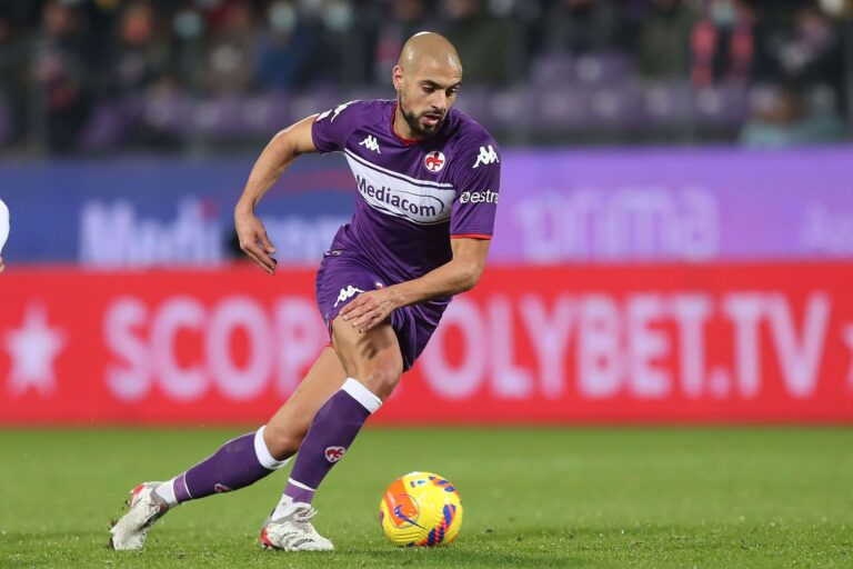 Fiorentina Resists Manchester United’s Bid for Sofyan Amrabat Amid Transfer Speculations