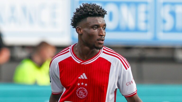 West Ham Poised to Secure Ajax’s Mohammed Kudus Amidst Chelsea Interest