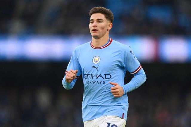 Barcelona and Real Madrid Lock Horns in Battle for Manchester City’s Julian Alvarez